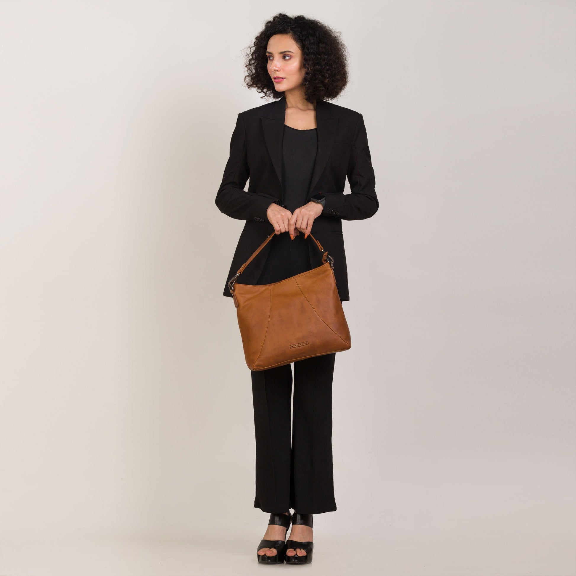 winternam handtasche saga cognac